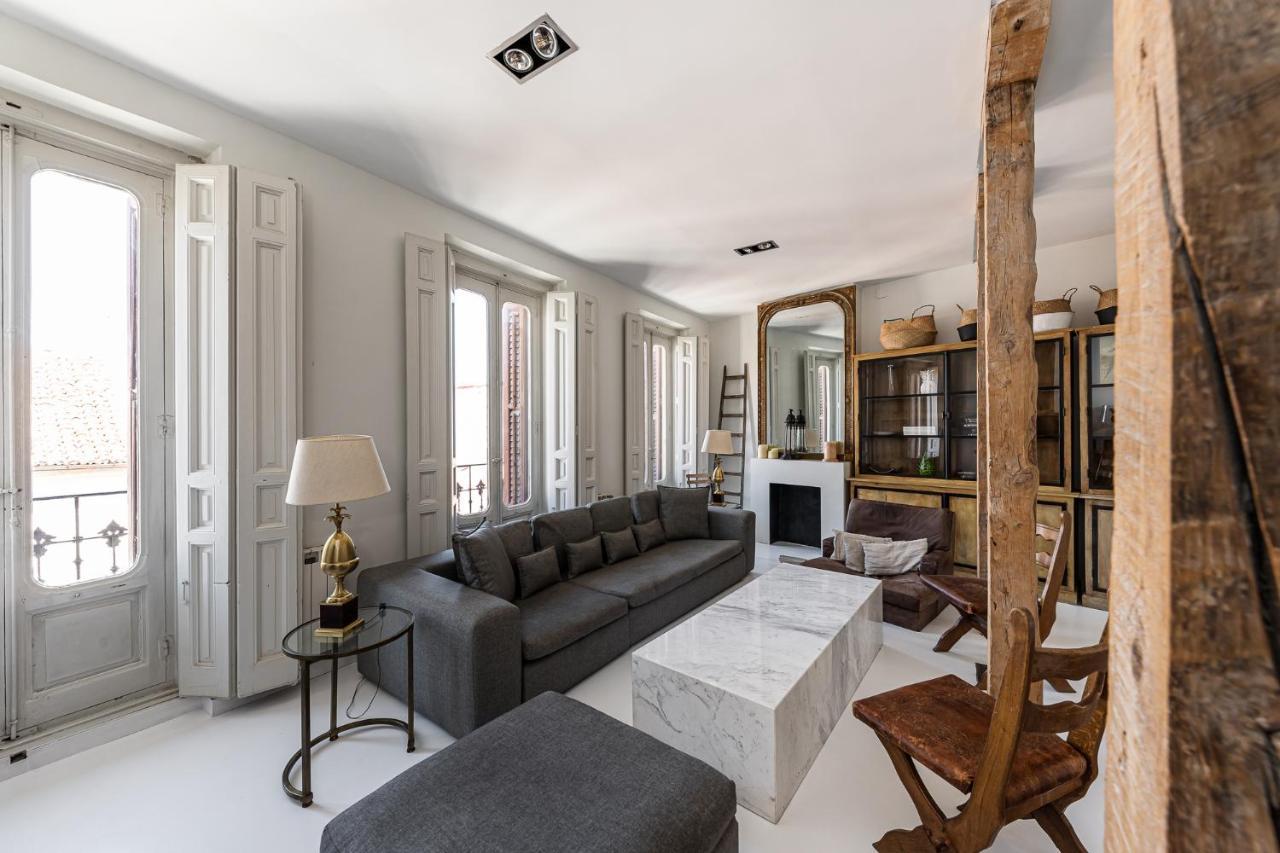 Bnbholder Refined Duplex Malasana Apartment Madrid Exterior foto