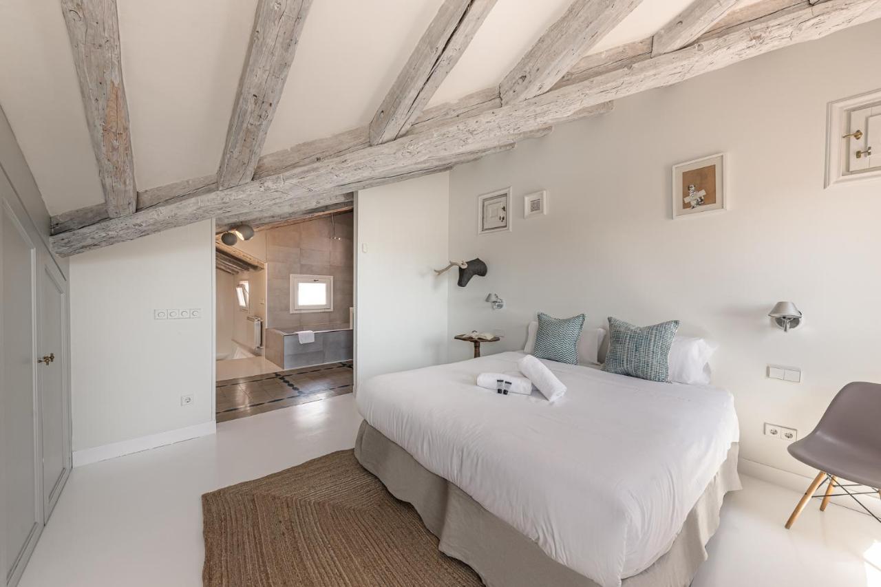 Bnbholder Refined Duplex Malasana Apartment Madrid Exterior foto