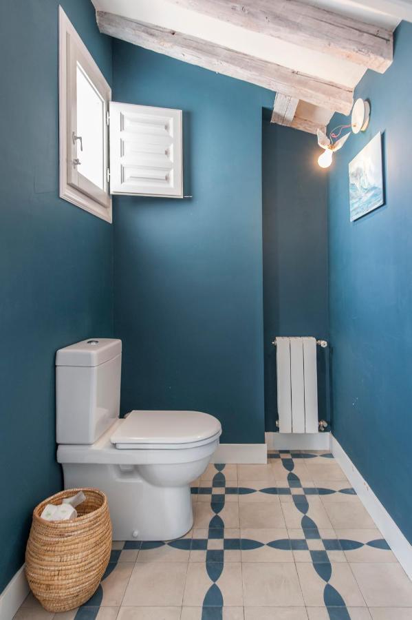 Bnbholder Refined Duplex Malasana Apartment Madrid Exterior foto